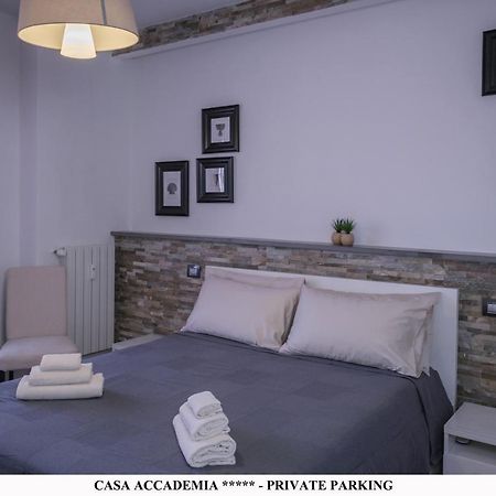 Elegante Casa Accademia ***** - Private Parking Apartment Ливорно Екстериор снимка